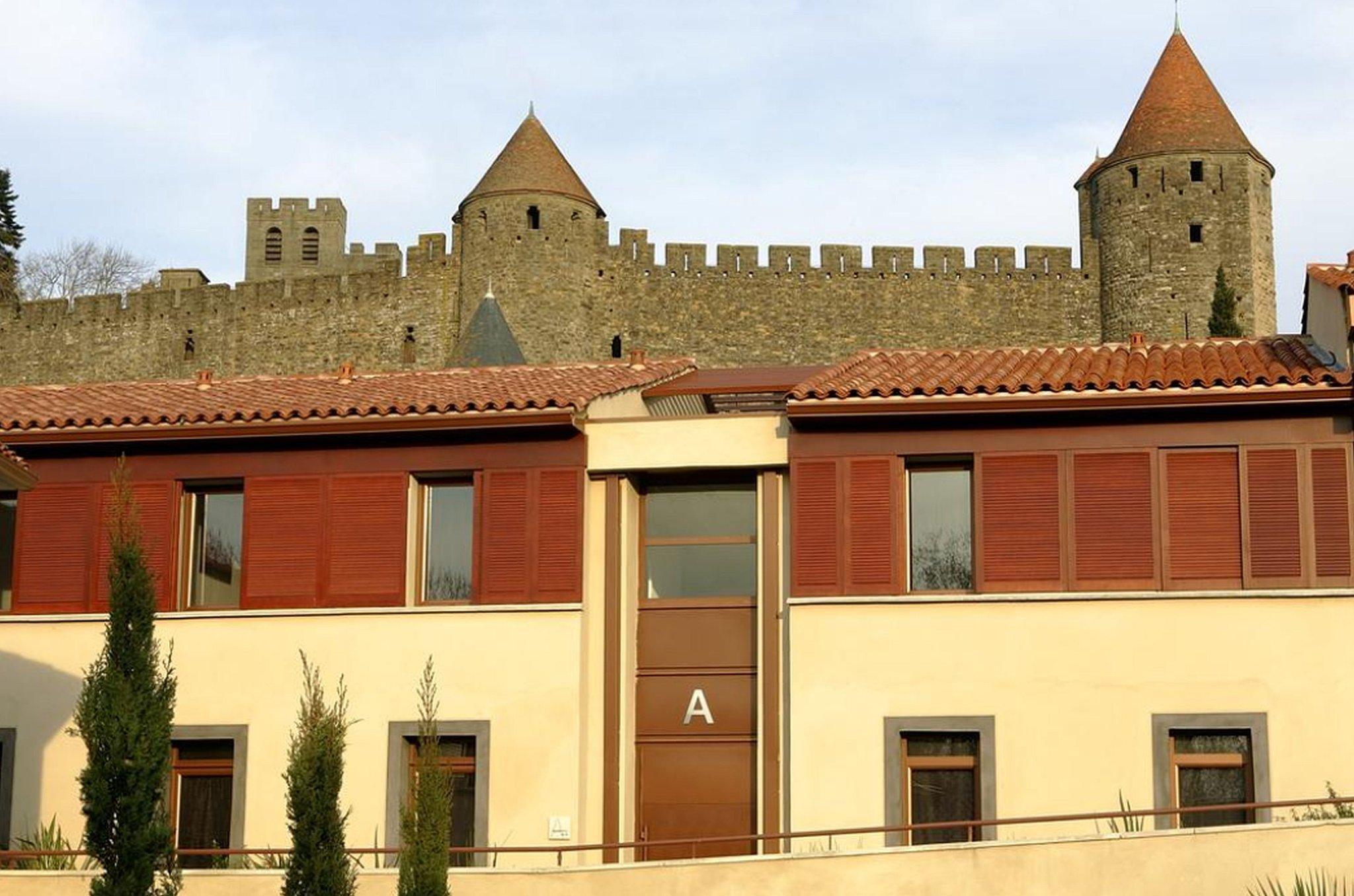 Adonis Carcassonne Hotel Bagian luar foto