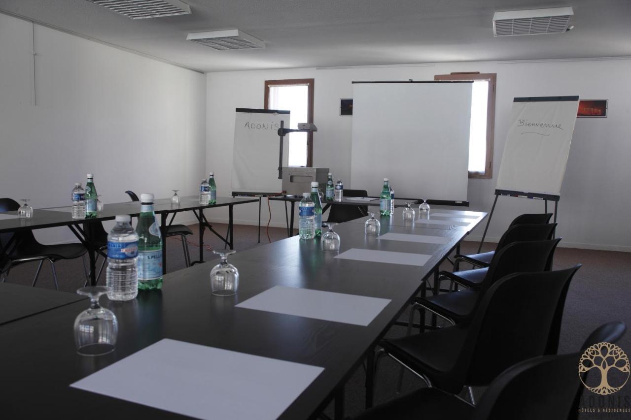 Adonis Carcassonne Hotel Bagian luar foto