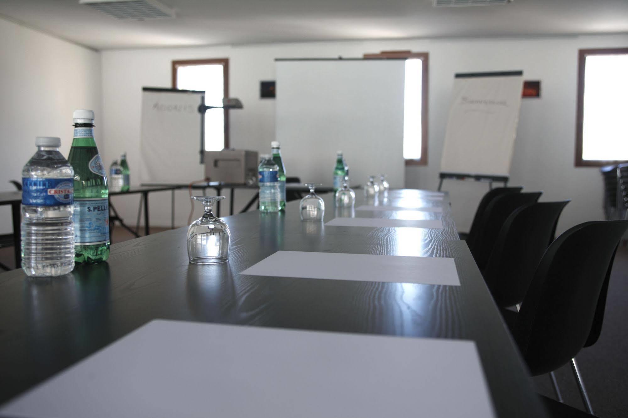 Adonis Carcassonne Hotel Bisnis foto